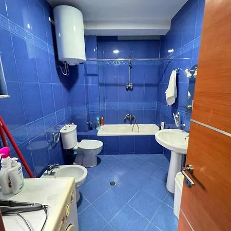 公寓 Tiranacenterhome 地拉那